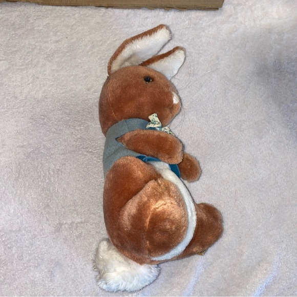 Vintage 1974 R. Dakin Plush Toy Bunny Rabbit 10" Stuffed Animal Preppy Teacher - Picture 4 of 10